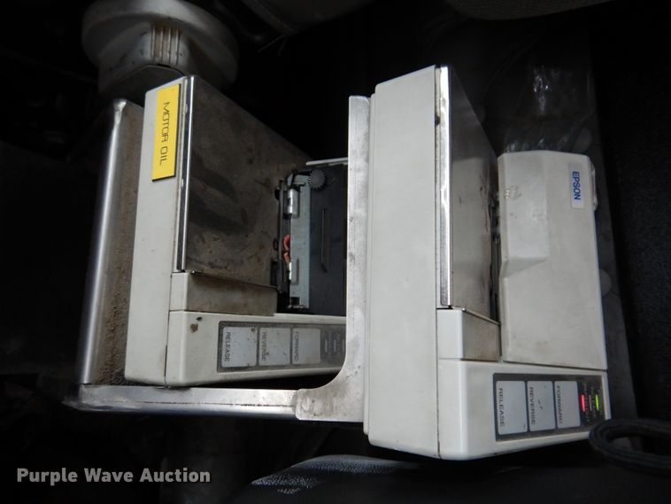 image for item KY9662 2005 Kenworth T800  box truck