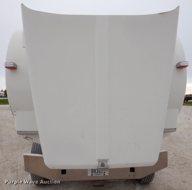 image for item KY9662 2005 Kenworth T800  box truck