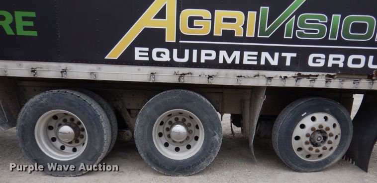 image for item KY9662 2005 Kenworth T800  box truck