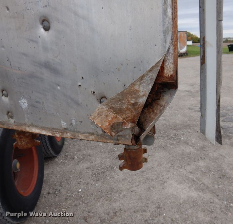 image for item KY9671 1974 Dorsey AIDT-272  dry van trailer