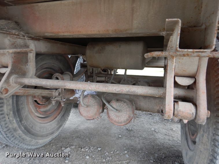 image for item KY9671 1974 Dorsey AIDT-272  dry van trailer