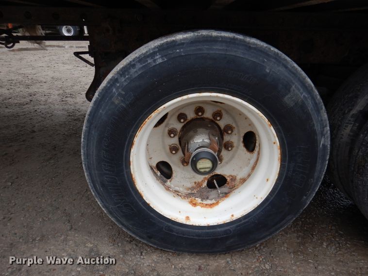 image for item KY9672 1997 Wabash CP-10  dry van trailer