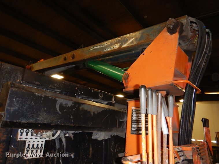 image for item KY9673 2001 Freightliner FL70  grapple truck