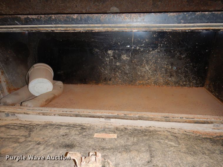 image for item KY9673 2001 Freightliner FL70  grapple truck