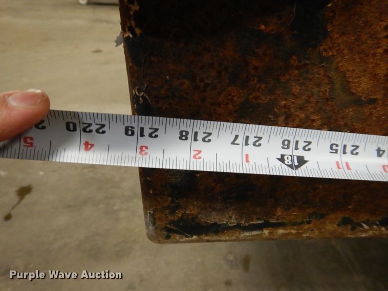 image for item KY9673 2001 Freightliner FL70  grapple truck