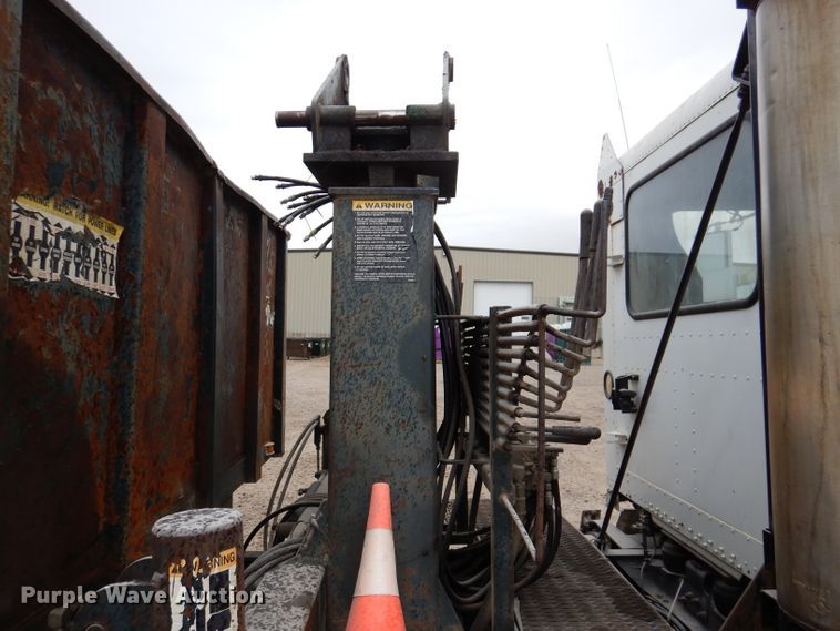 image for item KY9674 1992 Freightliner FLD112  grapple truck