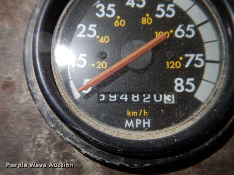 image for item KY9674 1992 Freightliner FLD112  grapple truck