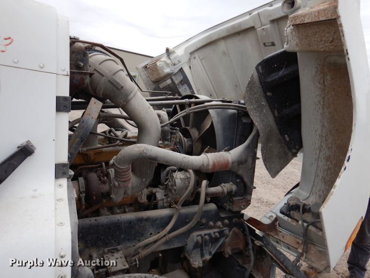 image for item KY9674 1992 Freightliner FLD112  grapple truck