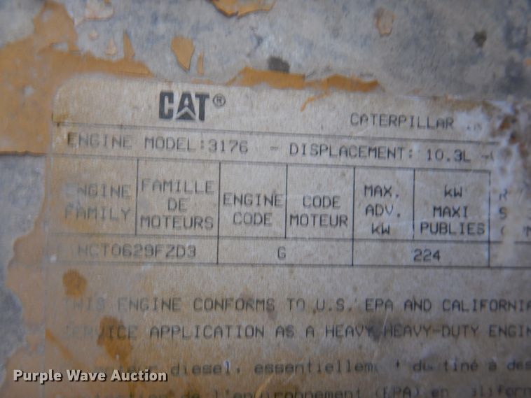 image for item KY9674 1992 Freightliner FLD112  grapple truck