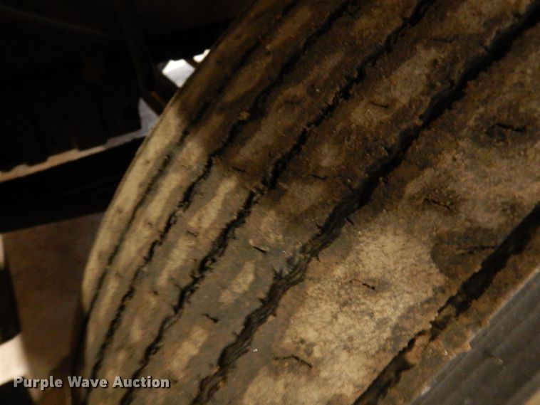 image for item KY9674 1992 Freightliner FLD112  grapple truck