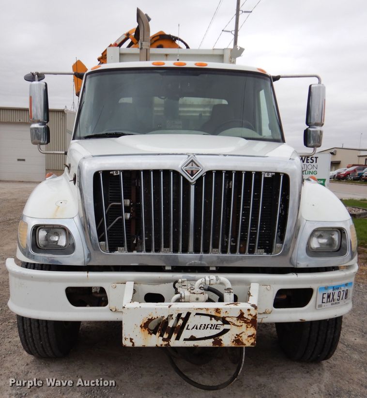 image for item KY9675 2007 International 7400  refuse truck