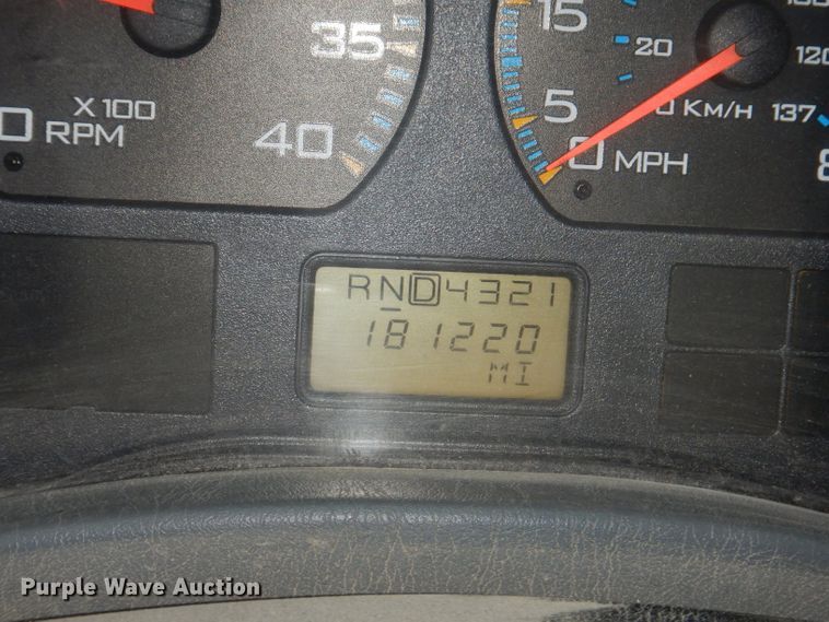 image for item KY9675 2007 International 7400  refuse truck