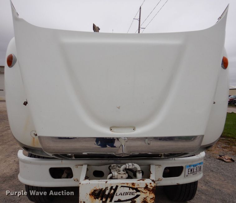 image for item KY9675 2007 International 7400  refuse truck