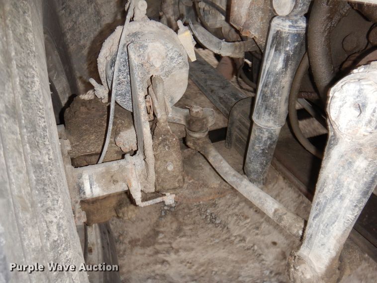 image for item KY9675 2007 International 7400  refuse truck