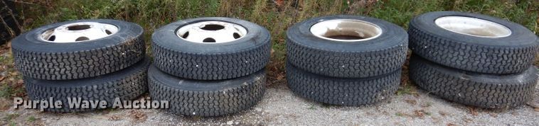 image for item KY9689 (8) tires and wheels