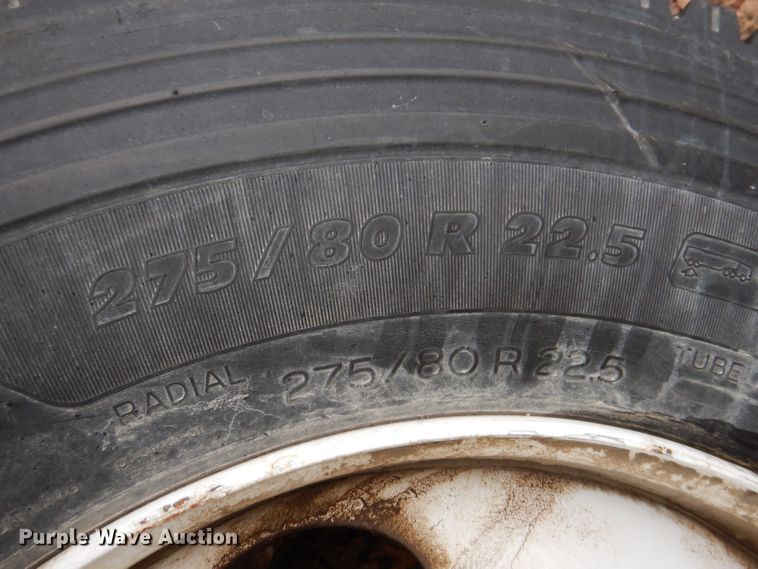 image for item KY9689 (8) tires and wheels