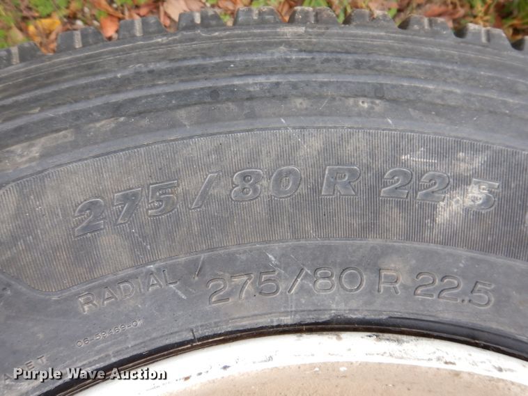 image for item KY9689 (8) tires and wheels