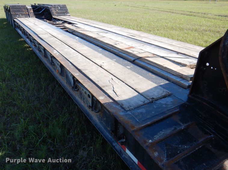 image for item KY9713 2007 Etnyre  lowboy equipment trailer