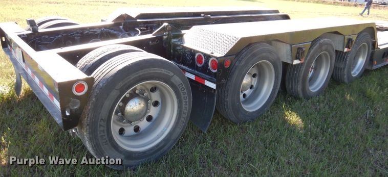 image for item KY9713 2007 Etnyre  lowboy equipment trailer