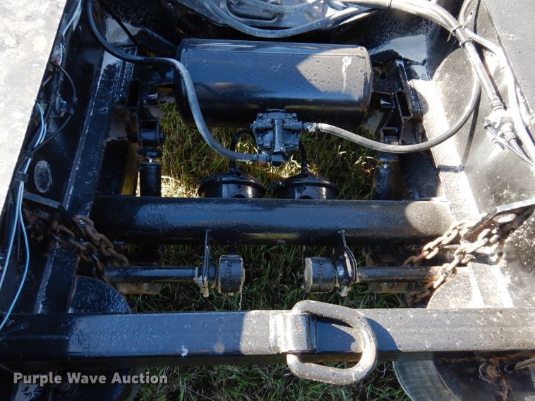 image for item KY9713 2007 Etnyre  lowboy equipment trailer