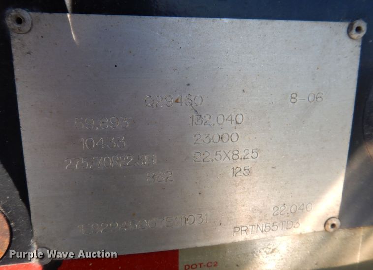 image for item KY9713 2007 Etnyre  lowboy equipment trailer