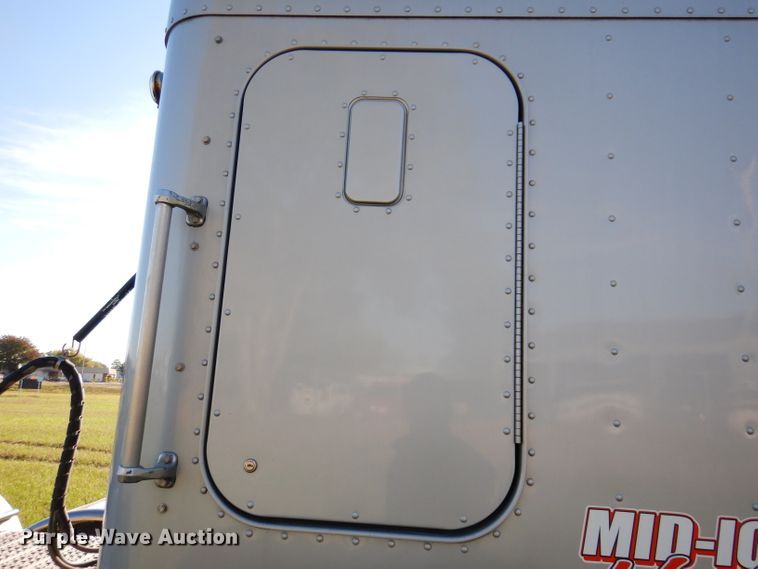 image for item KY9714 2001 Freightliner FLD132XL Classic  semi truck