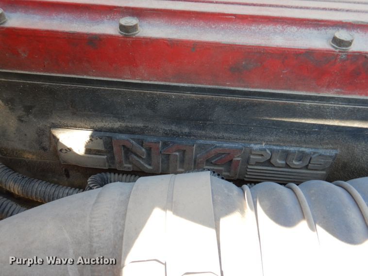 image for item KY9714 2001 Freightliner FLD132XL Classic  semi truck