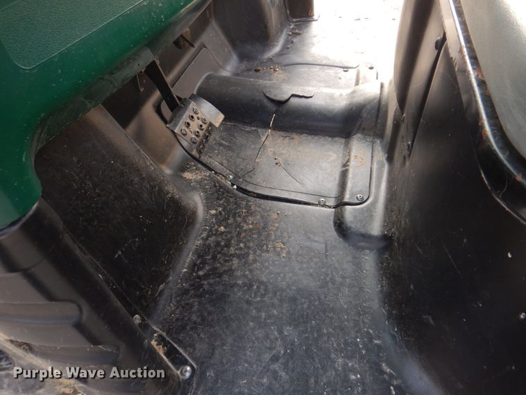 image for item DH8041 2004 Polaris Ranger 6x6  utility vehicle