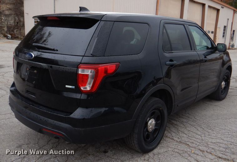 image for item DH8048 2016 Ford Explorer Police  SUV