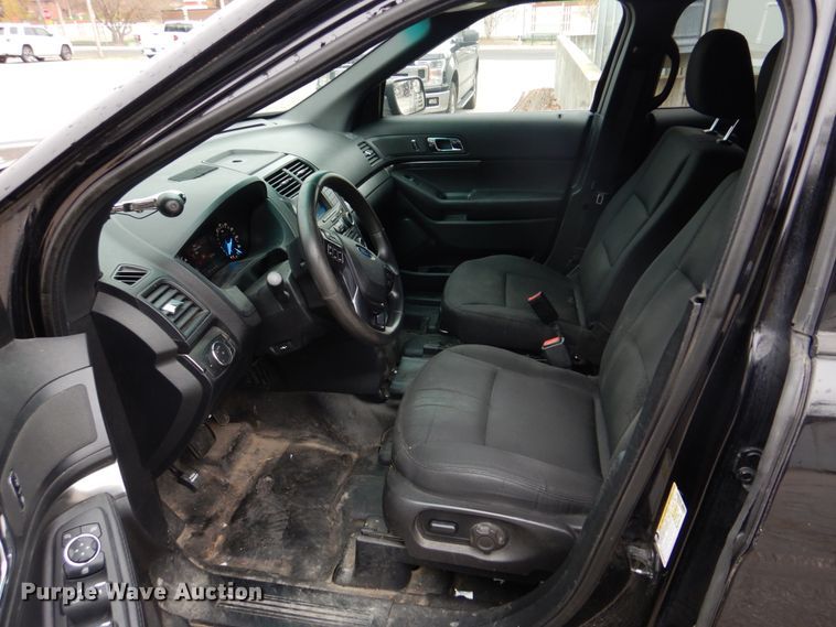 image for item DH8048 2016 Ford Explorer Police  SUV