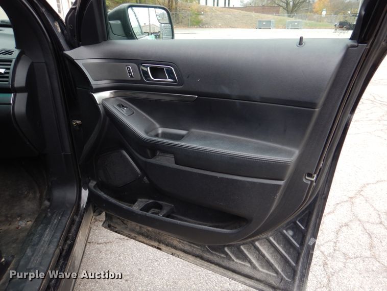 image for item DH8048 2016 Ford Explorer Police  SUV