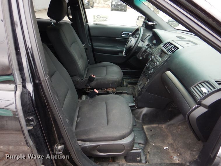 image for item DH8048 2016 Ford Explorer Police  SUV