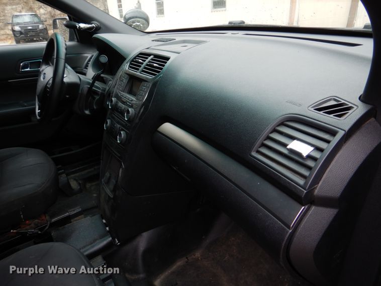 image for item DH8048 2016 Ford Explorer Police  SUV