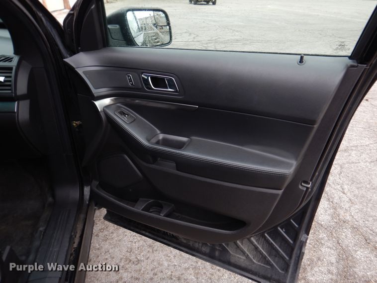 image for item DH8049 2015 Ford Explorer Police  SUV