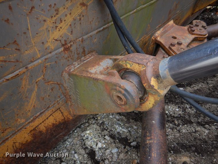 image for item DH8050 1988 Fiat-Allis 14C  dozer