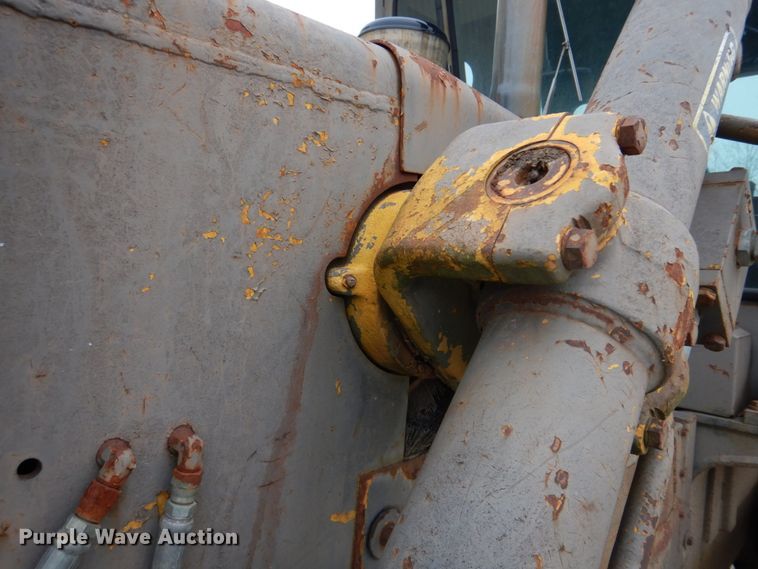 image for item DH8050 1988 Fiat-Allis 14C  dozer