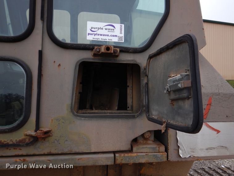 image for item DH8050 1988 Fiat-Allis 14C  dozer