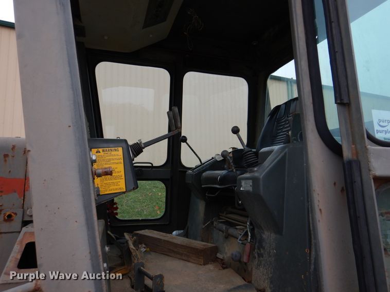 image for item DH8050 1988 Fiat-Allis 14C  dozer