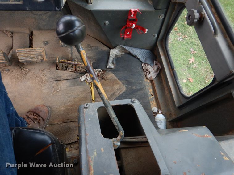 image for item DH8050 1988 Fiat-Allis 14C  dozer