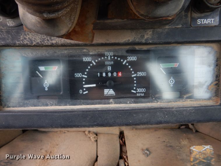 image for item DH8050 1988 Fiat-Allis 14C  dozer