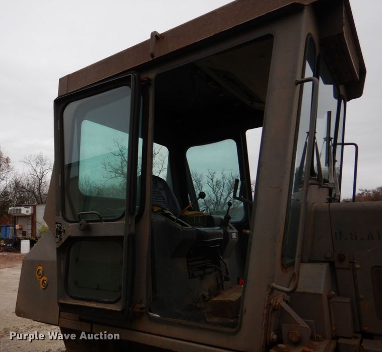 image for item DH8050 1988 Fiat-Allis 14C  dozer