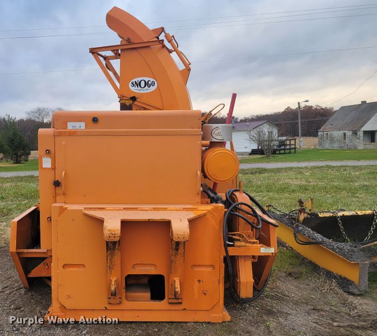 image for item DI1159 Snogo MP-3D  snow blower