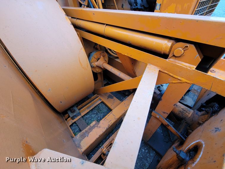 image for item DI1159 Snogo MP-3D  snow blower