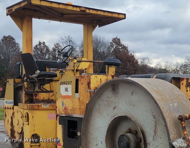 image for item DI1160 Ingram 10-15TON  double drum roller