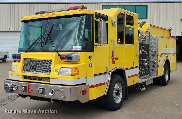image for item DJ1517 1999 Pierce  fire truck