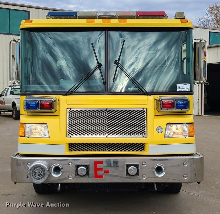 image for item DJ1517 1999 Pierce  fire truck