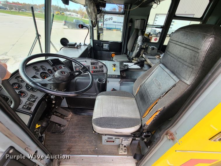 image for item DJ1517 1999 Pierce  fire truck