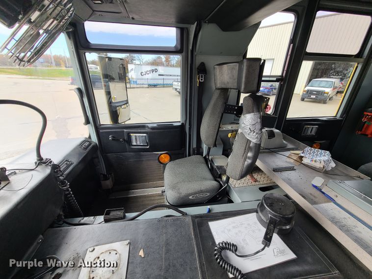 image for item DJ1517 1999 Pierce  fire truck