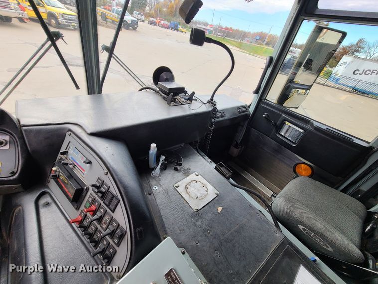 image for item DJ1517 1999 Pierce  fire truck