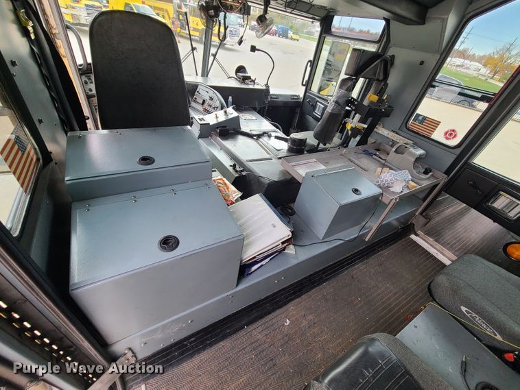 image for item DJ1517 1999 Pierce  fire truck